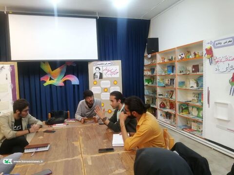 برگزاری ویژه برنامه‌های هفته کتاب و کتابخوانی در مراکز کانون استان - مرکز شماره یک تبریز