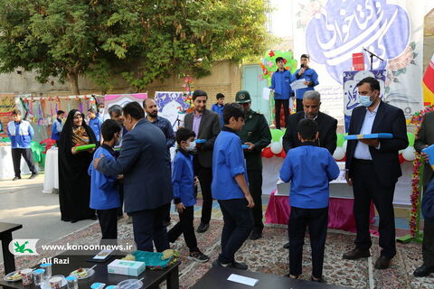 زنگ کتابخوانی در بوشهر به صدا درآمد