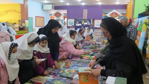 گزارش تصویری برگزاری«در سایه‌سار کتاب»ویژه برنامه آغاز هفته کتاب در کانون استان قزوین