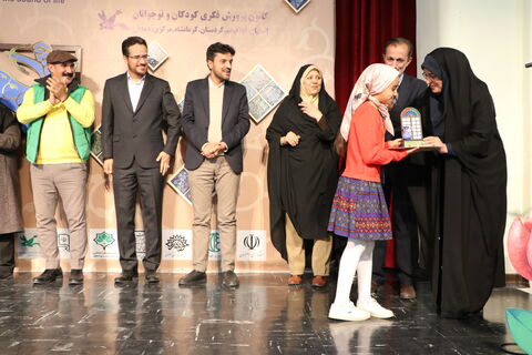 آیین پایانی بیست و چهارمین جشنواره بین المللی قصه گویی ، منطقه 2 کشور دراصفهان