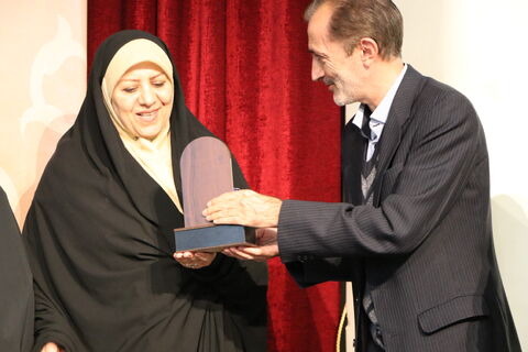 آیین پایانی بیست و چهارمین جشنواره بین المللی قصه گویی ، منطقه 2 کشور دراصفهان