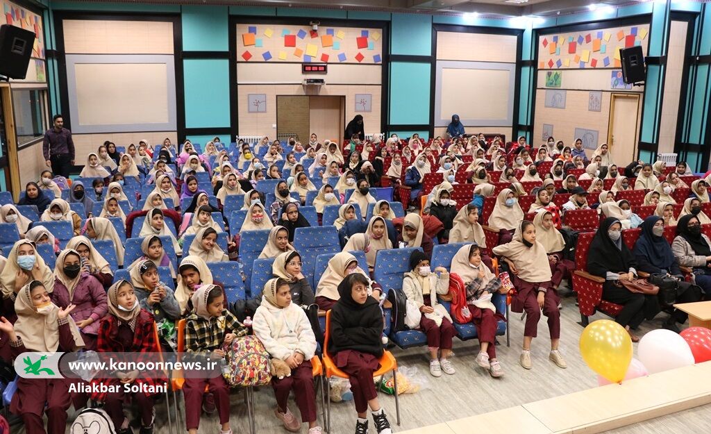 جشن بزرگ کتاب در کانون کرمان برگزار شد