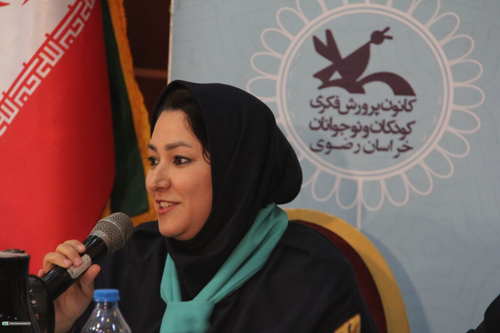 نشست علمی منطقه چهار بیست و چهارمین جشنواره بین المللی قصه گویی برگزار شد