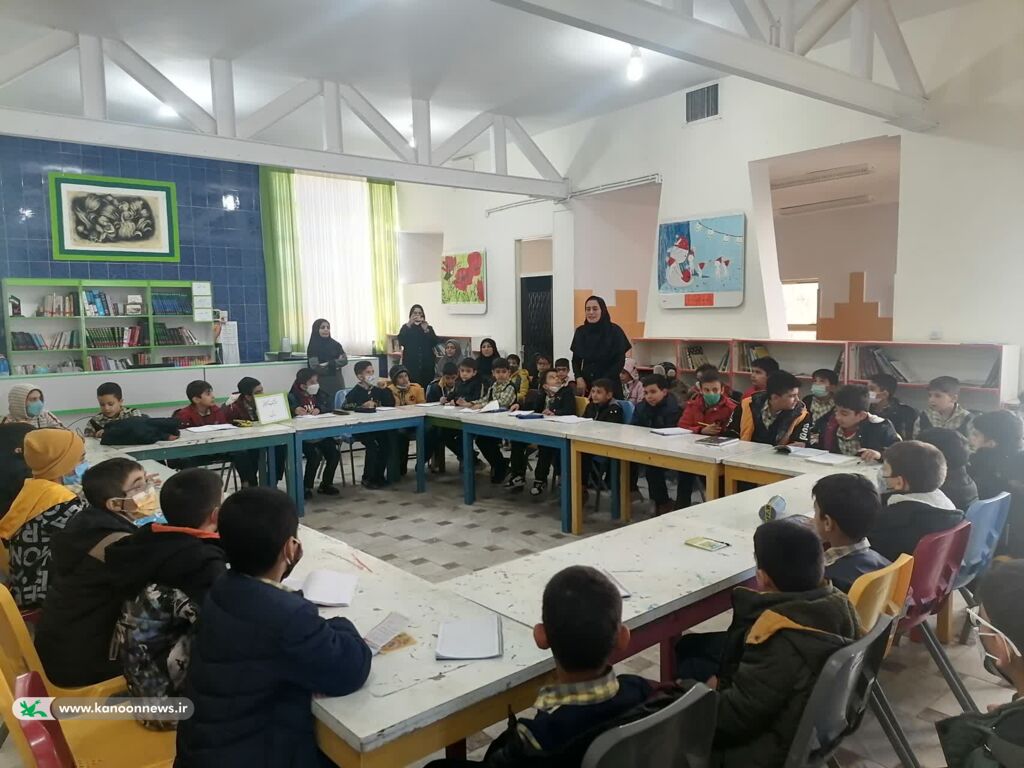 شادی بچه های روستای چشمه سرخه خرم آباد با پیک امید کانون لرستان