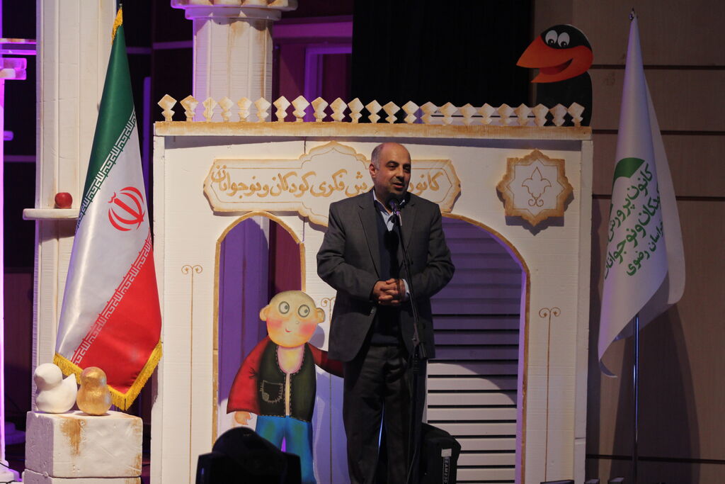 برگزیدگان بیستوچهارمین جشنواره بینالمللی قصهگویی منطقه چهار معرفی شدند