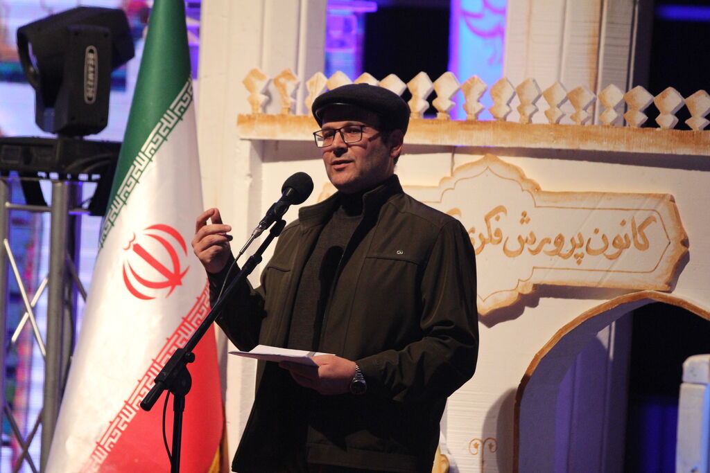 برگزیدگان بیستوچهارمین جشنواره بینالمللی قصهگویی منطقه چهار معرفی شدند