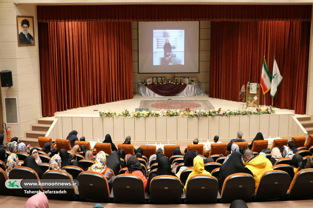 آیین اختتامیه مهروارهی منطقهای «از ایده تا اجرا» در کانون سمنان