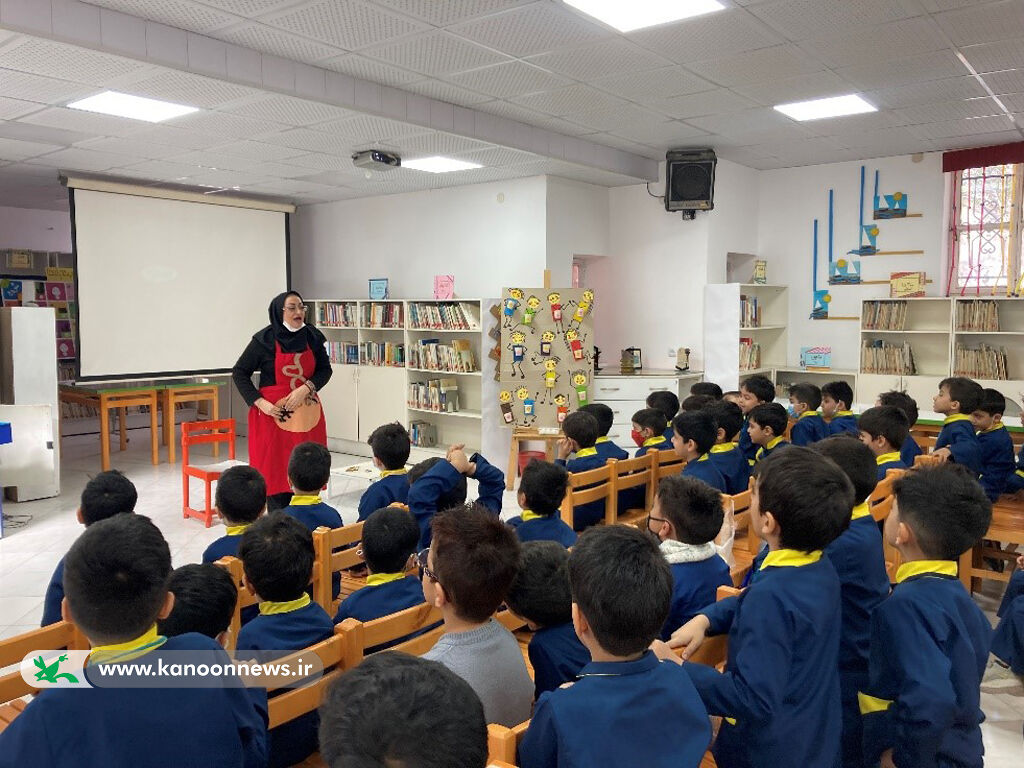 زنگ کتاب و کتابخوانی به صدا در آمد