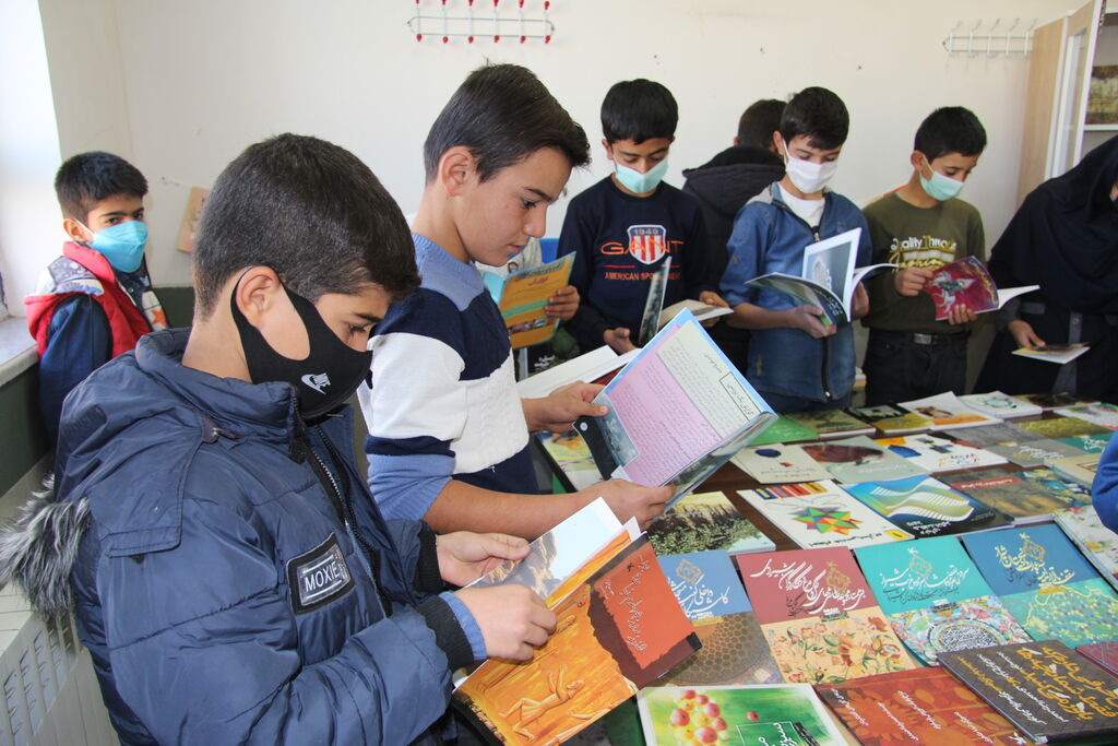 افتتاح کتابخانه مدرسه روستای پیرعلی ارومیه 