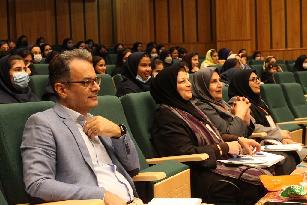 ۲۴ قصهگو در مرحله منطقهای بیست و چهارمین جشنواره بینالمللی قصهگویی با هم به رقابت خواهند پرداخت