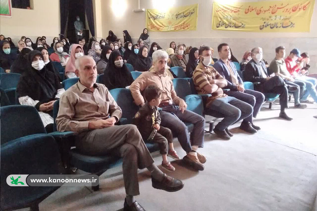 نشست اولیاء و مربیان در کانون سمنان