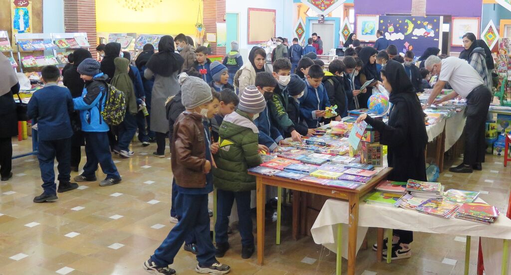 استقبال خوب از نخستین نمایشگاه تخصصی کتاب کودک و نوجوان در کانون استان قزوین