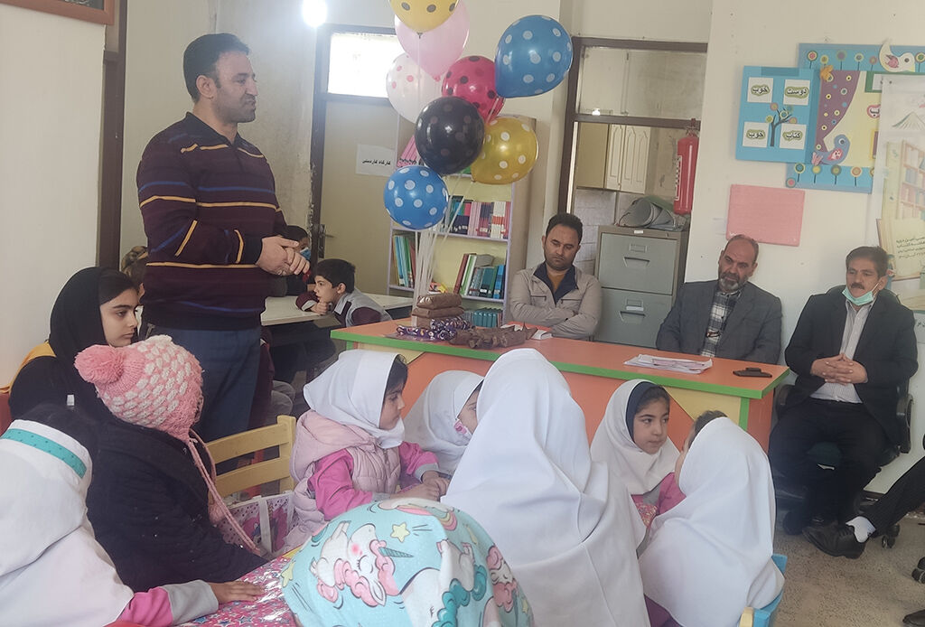 ویژه برنامه‌های سی‌اُمین دوره هفته کتاب در مراکز کانون استان اردبیل اجرا شد