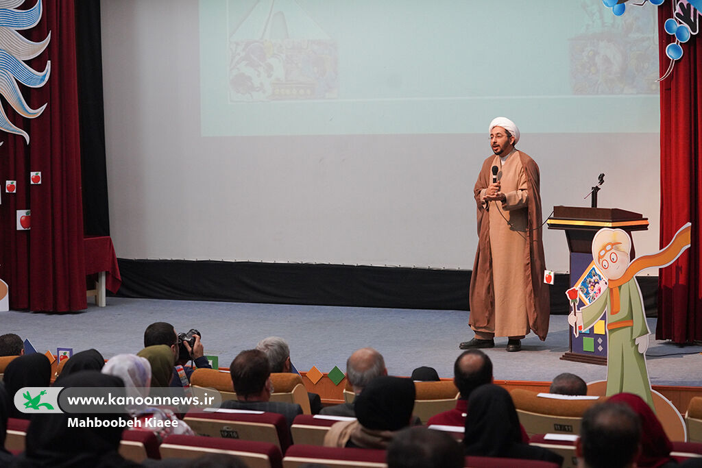 برگزیدگان جشنواره منطقهای قصهگویی معرفی شدند