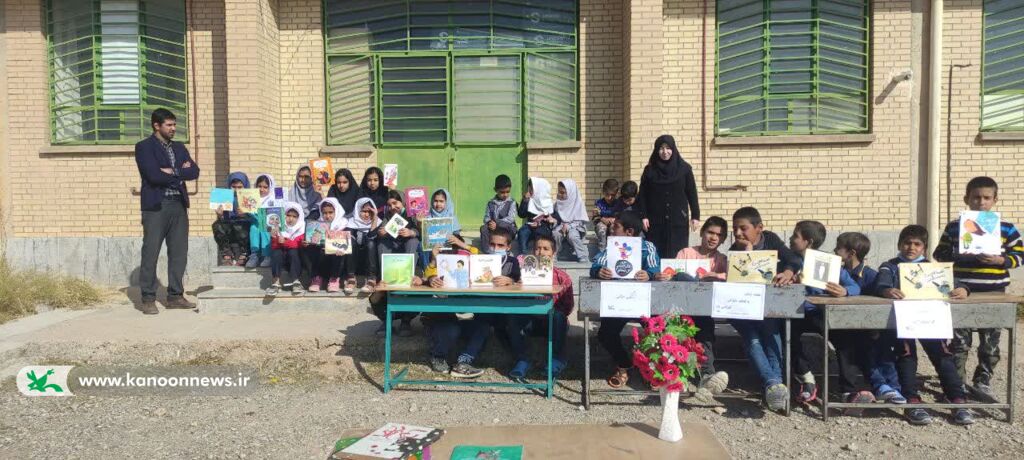 ویژه برنامه کتابخانه سیار روستایی اسفراین در روستای سینان