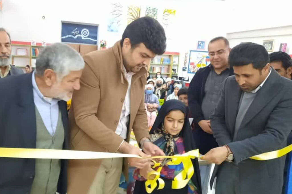 تقدیر از کتابخوانان برتر گندمان و جشن کتابخوانی بروجن در "جشن دانایی"