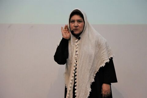 اجرای قصه گویی روز اول جشنواره ی منطقه ای کانون استان تهران (بخش سوم)