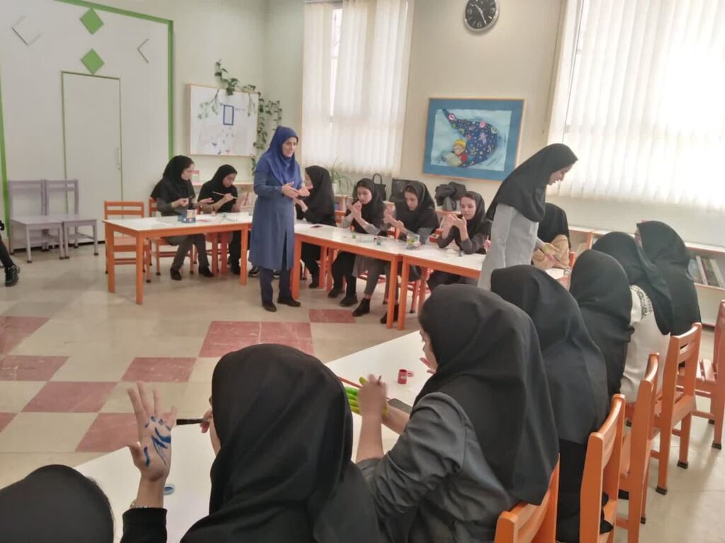 دانشجویان دانشگاه فرهنگیان میهمان مرکز فرهنگی هنری ۷ مشهد شدند