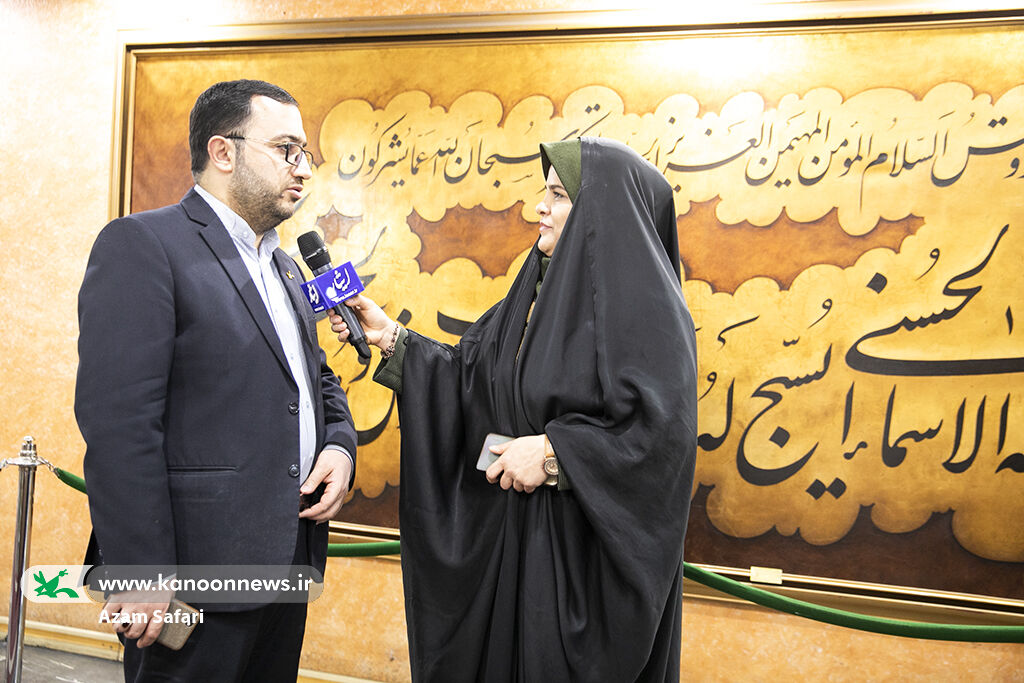 تأکید بر تربیت نویسندگان نوجوان و نوقلم