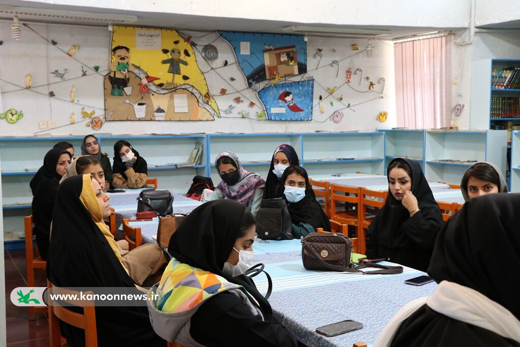 نشست ادبی دوپنجره با حضور رفیع افتخار برگزار شد