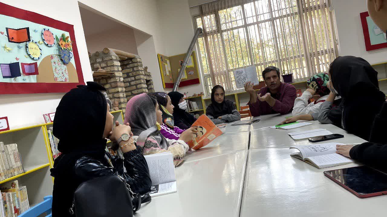 برگزاری فعالیتهای کتابمحور در مرکز شماره ۳۲ کانون تهران