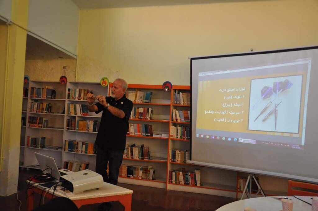 برگزاری ویژه برنامهی آموزشی، مسابقهای «پرتاب دارت» در کانون البرز