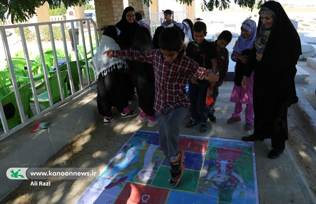 پیک امید کانون استان بوشهر میهمان کودکان روستای دهنو