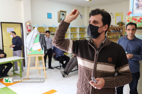 برگزاری مسابقه پرتاب دارت در کانون استان اردبیل