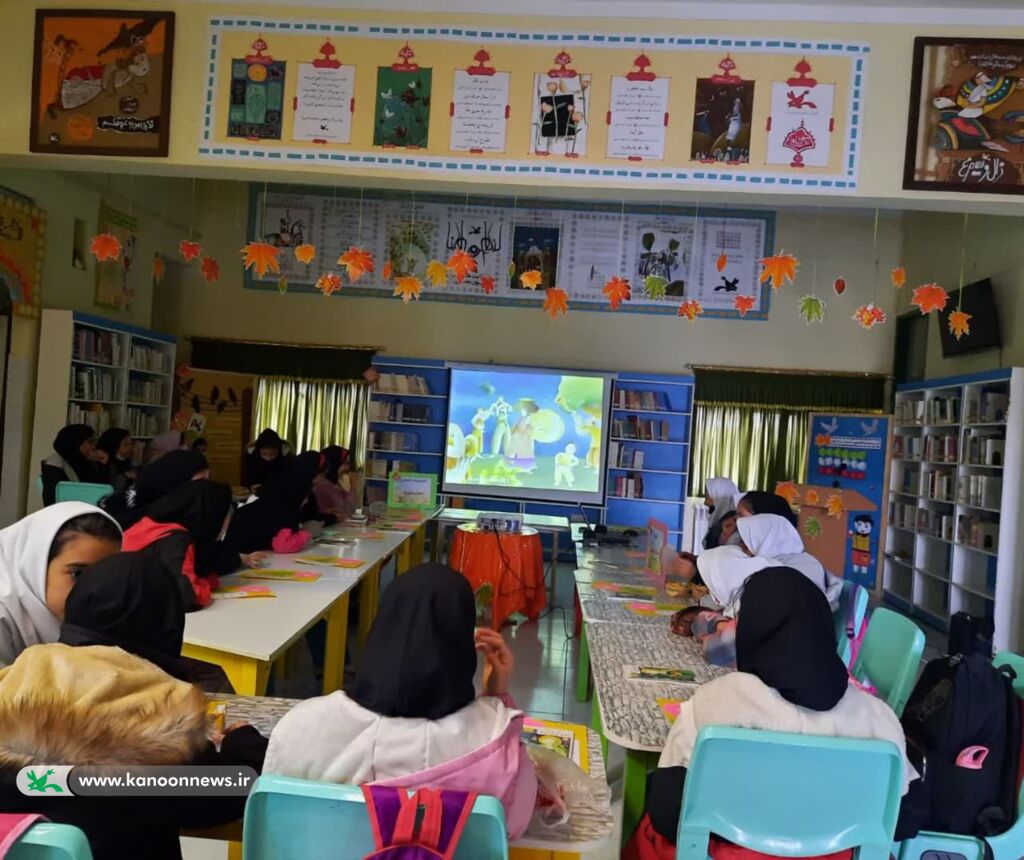 ویژه برنامه بانوی آب و آیینه در مرکز قیدار کانون زنجان