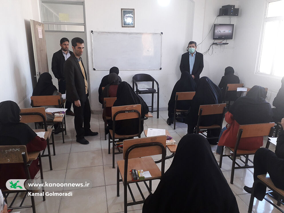 آزمون جذب مدرس کانون زبان ایران در لرستان برگزار شد