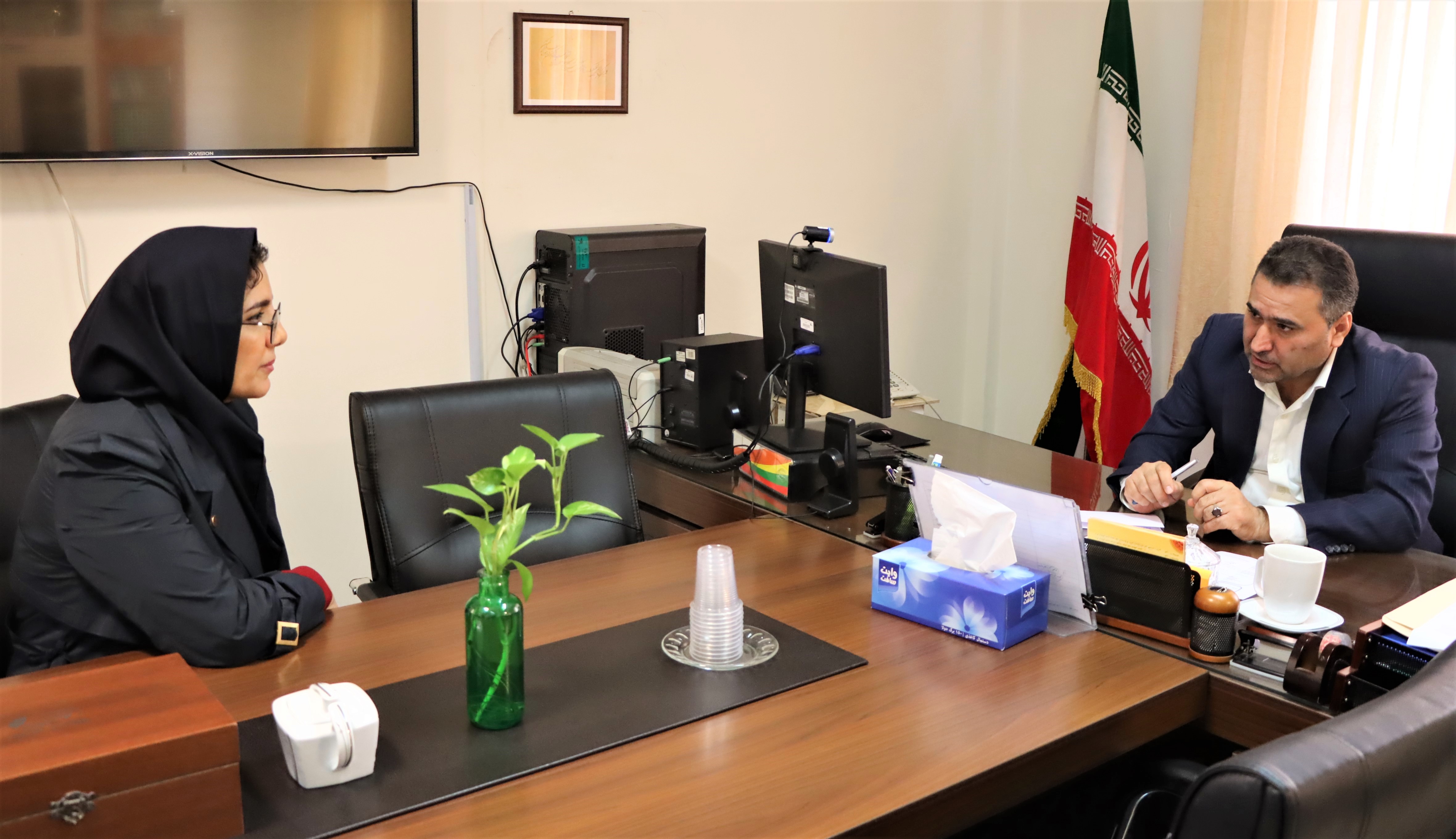 دیدار علی رشیدی‌نیا با خانواده‌ها و همکاران اداری و مراکز