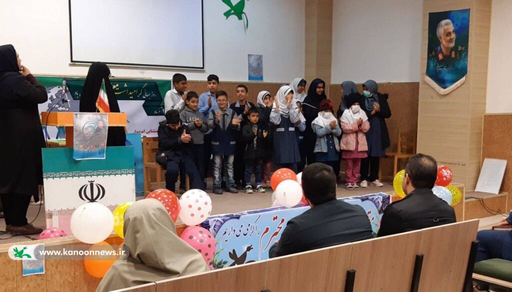 گرامیداشت روز جهانی معلولان در مراکز کانون گلستان