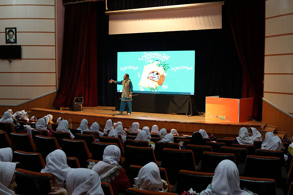 ویژه برنامه قصه‌های خوب برای بچه‌های خوب در کانون مازندران برگزار شد
