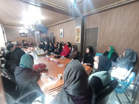 جلسه تقدیر از عوامل نمایش روایت عشق و عطش