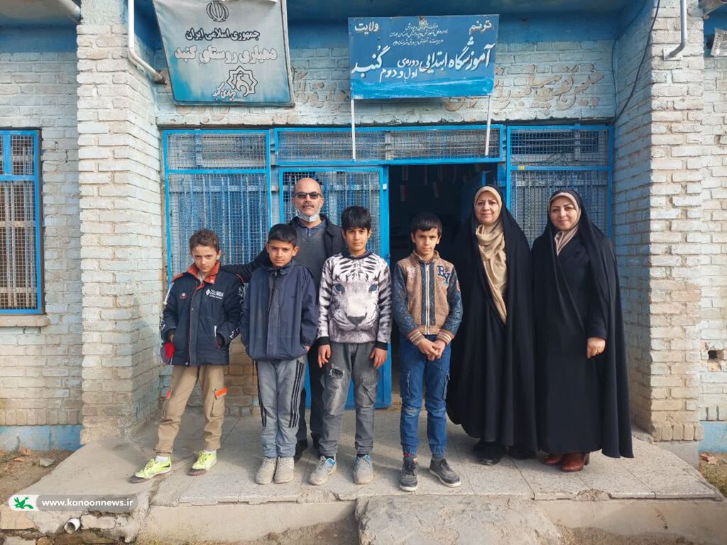 دور سوم بازدیدهای مدیر کل و معاون فرهنگی کانون پرورش فکری کودکان و نوجوانان استان همدان از روستاهای تحت پوشش کتابخانه های سیار روستایی استان همدان