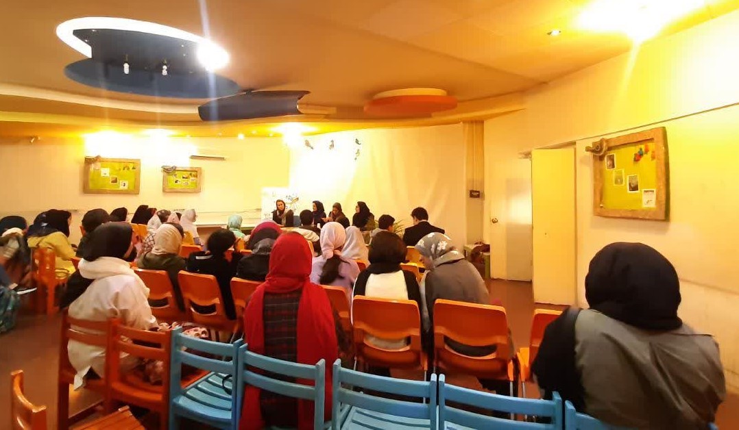 انجمنهای شاعران و نویسندگان نوجوان استان تهران حضوری شدند