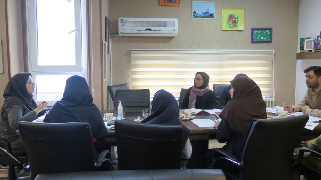 نشست پیشبردی کارگروه توسعه مدیریت در کانون استان قزوین