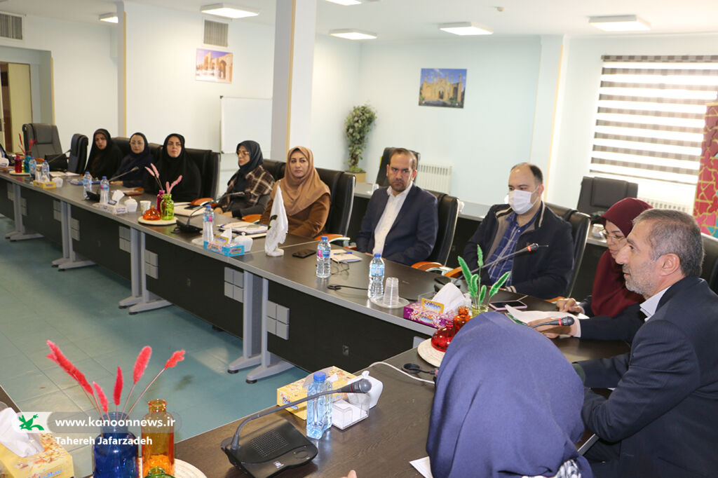 نشست علمیترویجی تحلیل اقدامپژوهی در کانون سمنان