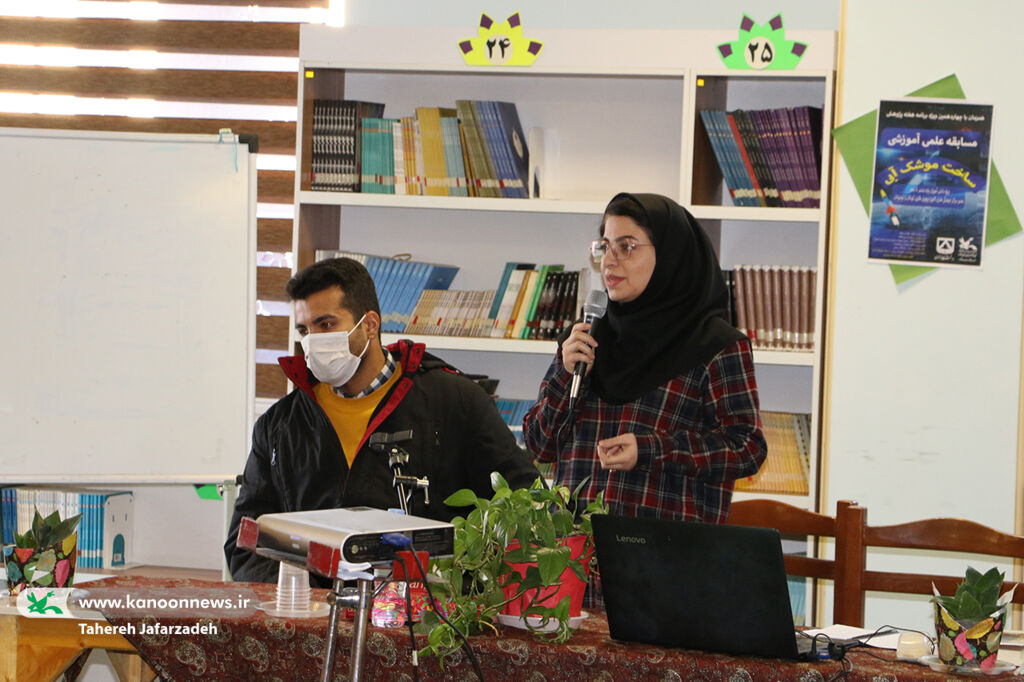 نشست علمی آموزشی ساخت موشک آبی در کانون سمنان