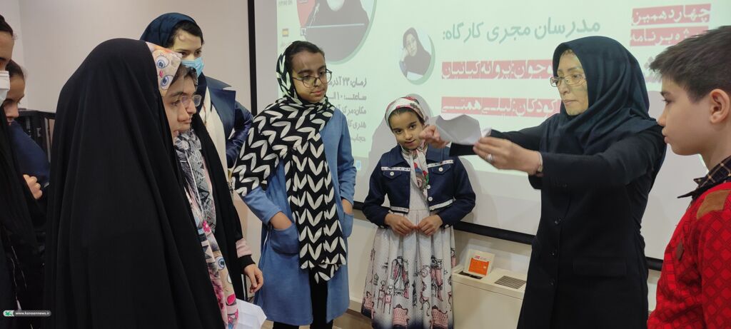 حضور اعضا و مربیان پژوهشگر استان قم در آیین نکوداشت برگزیدگان هفته پژوهش کانون