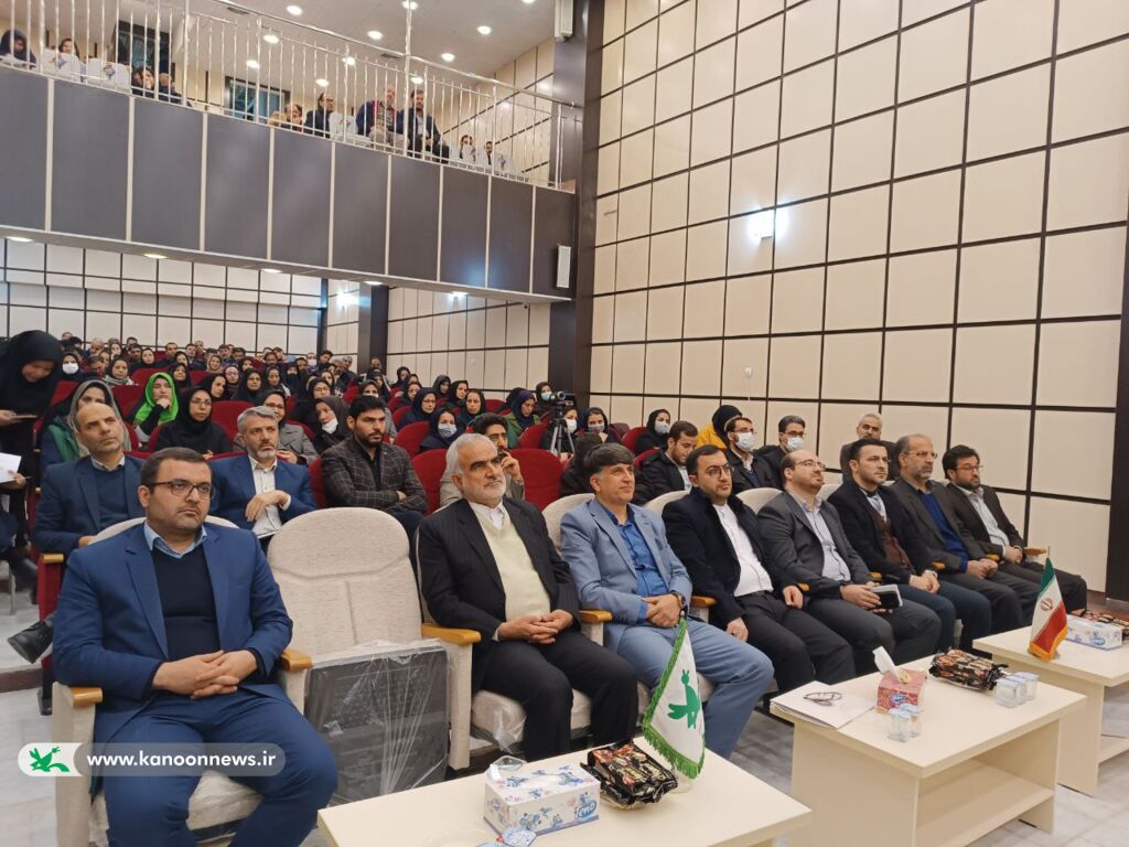 مراسم تودیع و معارفه مدیرکل کانون استان مرکزی برگزار شد