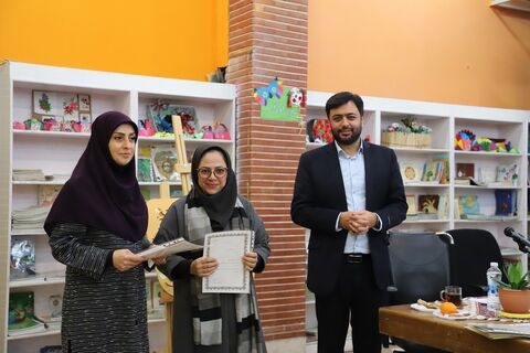 چند نما از برگزاری گردهمایی مسئولان مراکز و مربیان هنری و ادبی در مجتمع کانون استان قزوین
