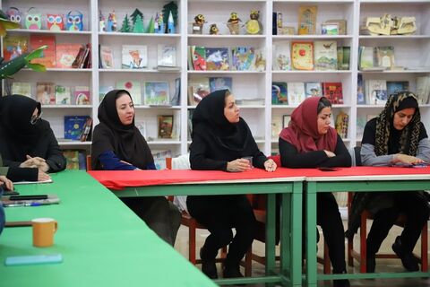چند نما از برگزاری گردهمایی مسئولان مراکز و مربیان هنری و ادبی در مجتمع کانون استان قزوین