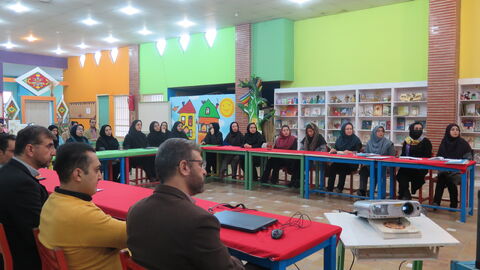 چند نما از برگزاری گردهمایی مسئولان مراکز و مربیان هنری و ادبی در مجتمع کانون استان قزوین