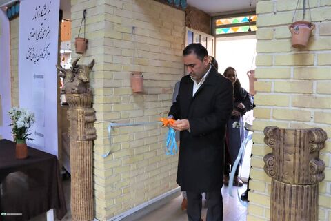 افتتاحیه نمایشگاه هنرهای تجسمی در مرکز سوفار