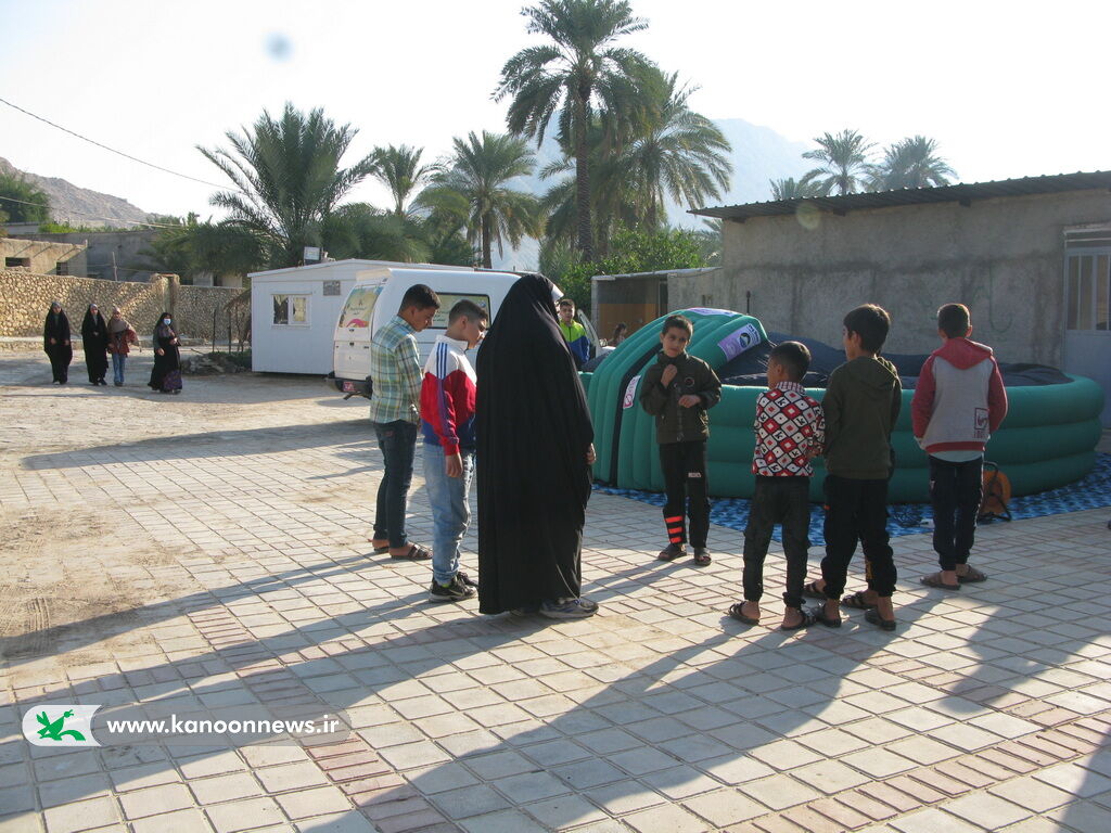 پیک امید کانون استان بوشهر به روستاهای دهوک، حناشور و سرمک رسید
