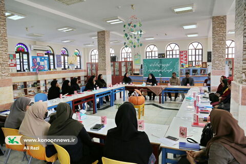 آغاز گردهمایی فصلی مربیان فرهنگی، هنری، ادبی و مسئولین مراکز فرهنگی هنری کانون استان بوشهر