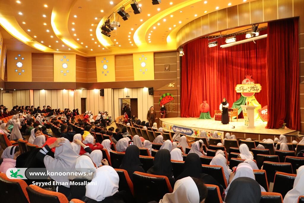 گرامیداشت شب یلدا در مراکز فرهنگیهنری کانون پرورش فکری گلستان کام شیرین کودکان کار بازمانده از تحصیل/ یلدایی متفاوت در کانون پرورش فکری گرگان