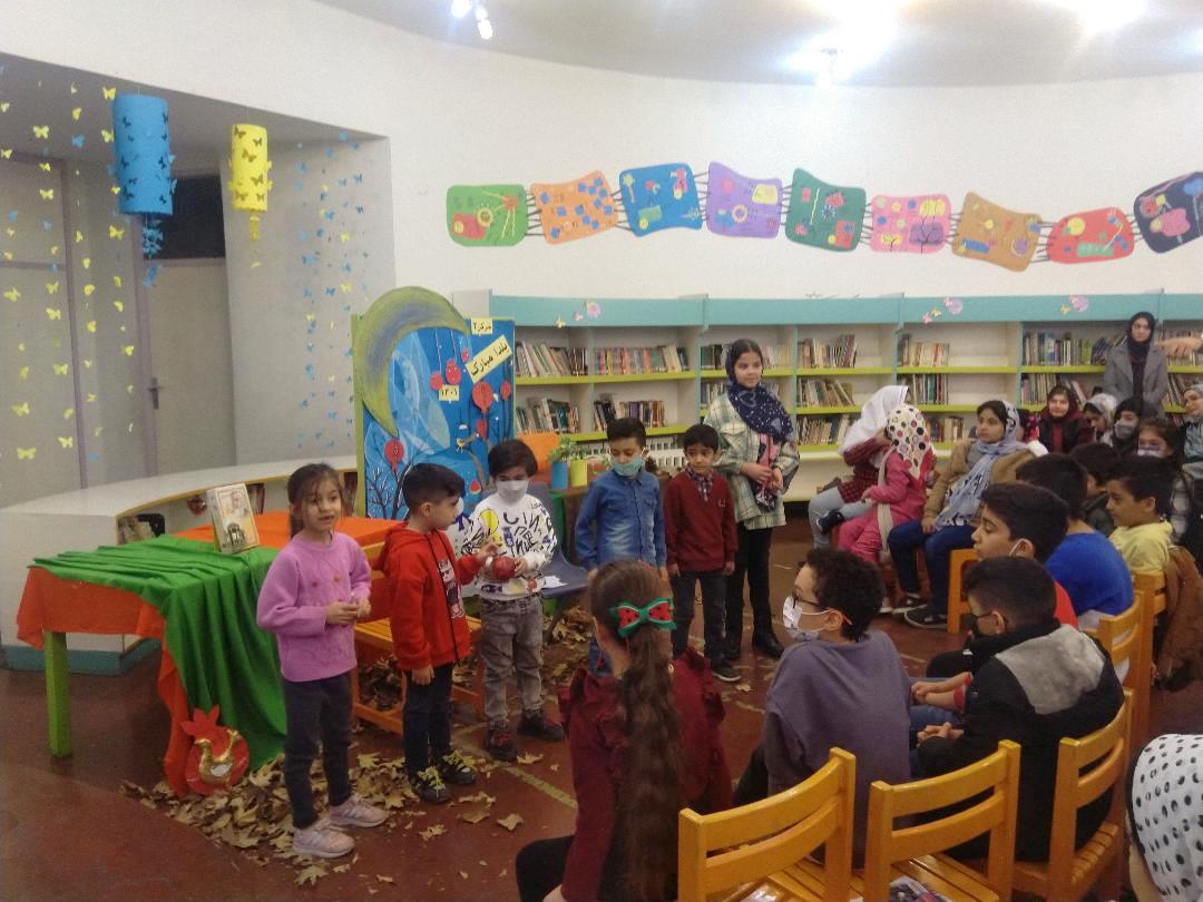 ویژهبرنامهی یلدایی مرکز شماره ۲ کانون استان تهران