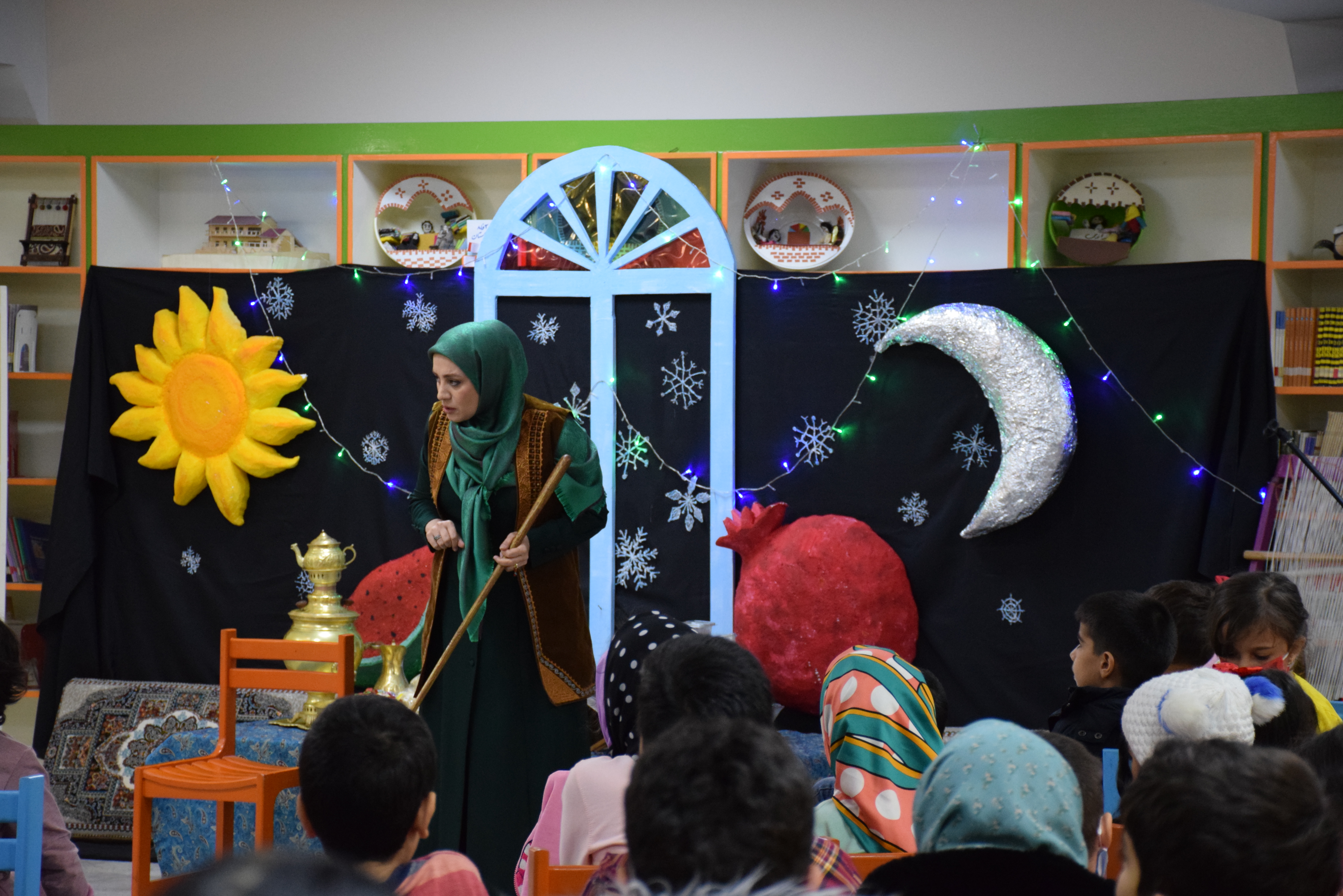 جشن شب یلدا در مرکز ۳۵ کانون استان تهران